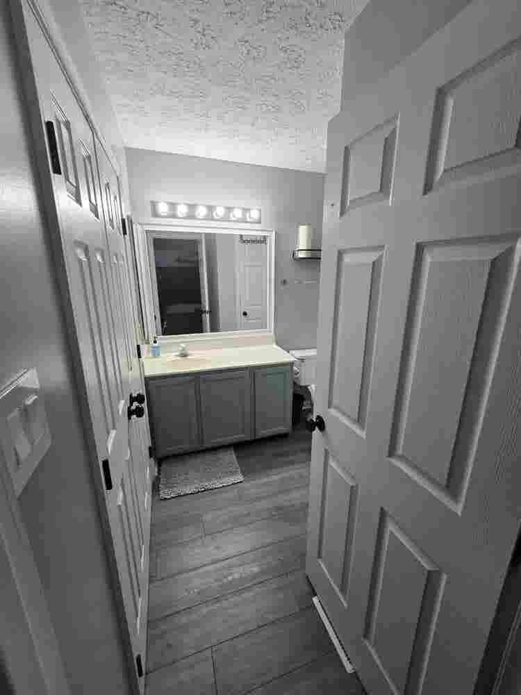 Large Room with Private Bath