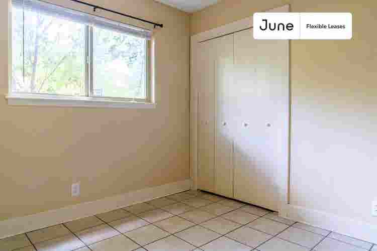 3 BR in Austin