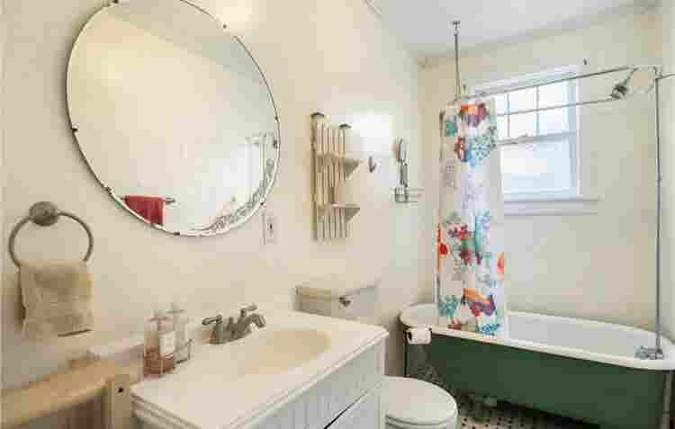 BR Guest House Seminole Heights