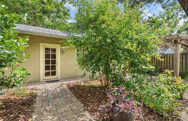 BR Guest House Seminole Heights
