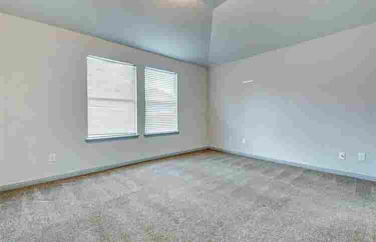 Outstanding family 3 bedroom house.