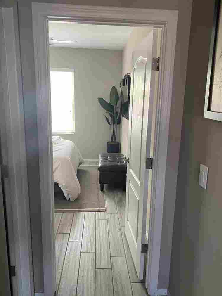 Furnished house with pool and spa