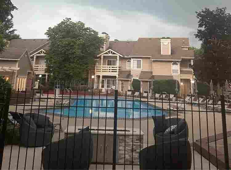 Looking for roommate ASAP