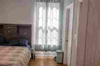 Master bedroom ( private bathroom)