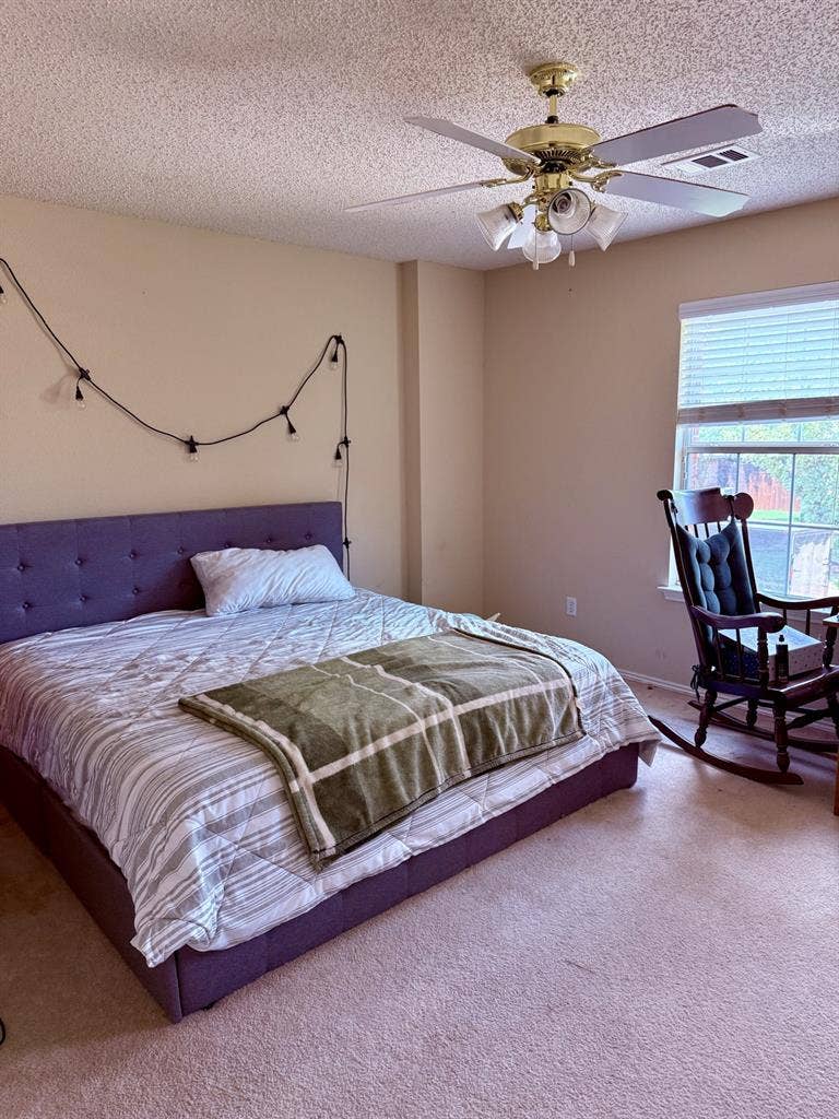 Room for rent in Corinth!