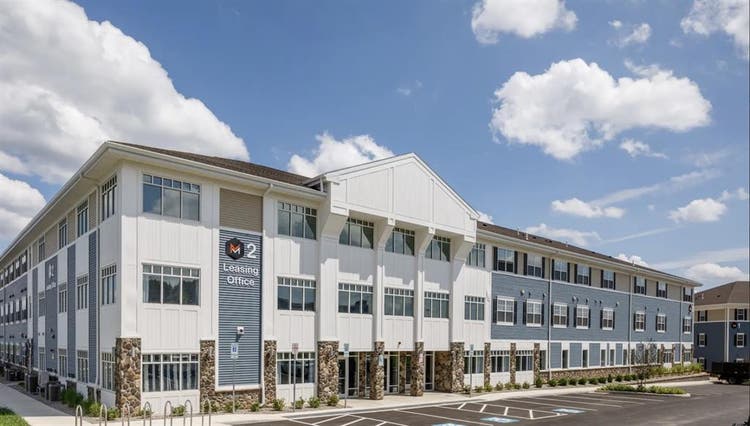 A B 
space available for rent
