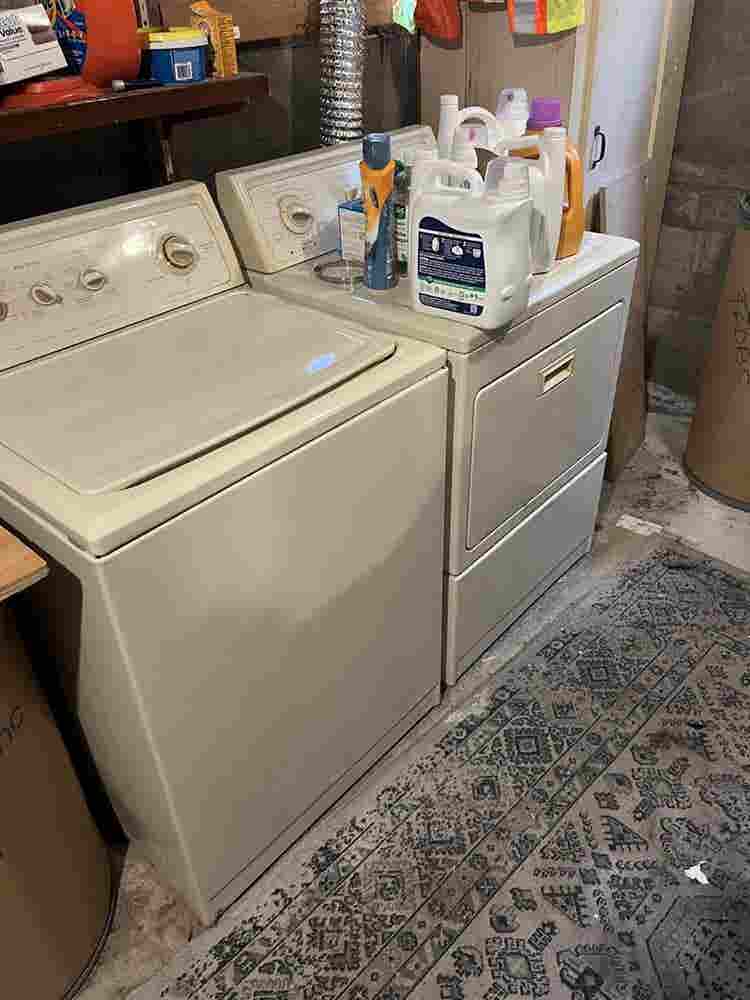 Room for rent  a month