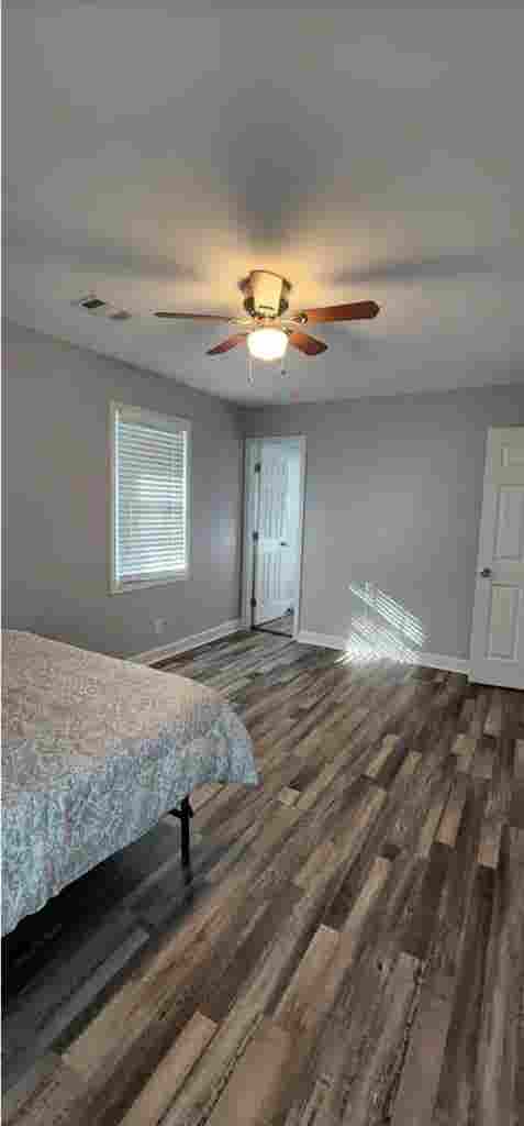 Room w/private bath In Airport Area