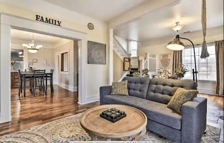 Room for rent possibly 2 rooms