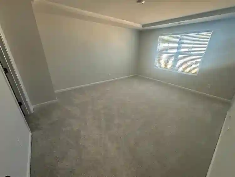 4 BR in Apex
