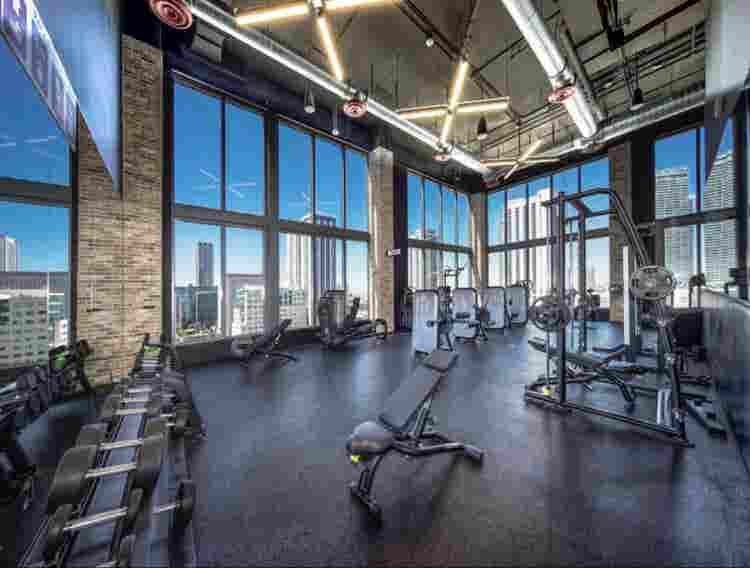 Furnished 1BR Downtown Miami