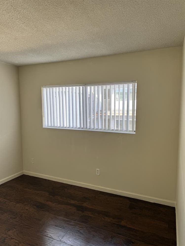1 Private BDRM *ALL UTILITIES* HB