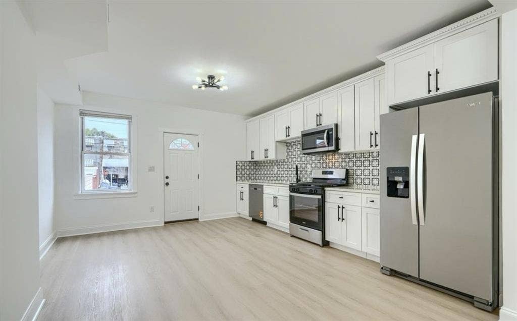 Room for rent near Bayview Hospital