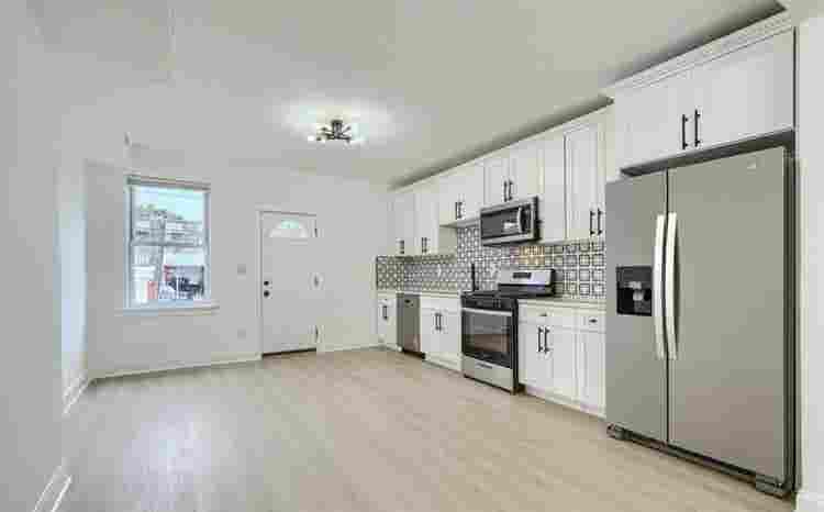 Room for rent near Bayview Hospital