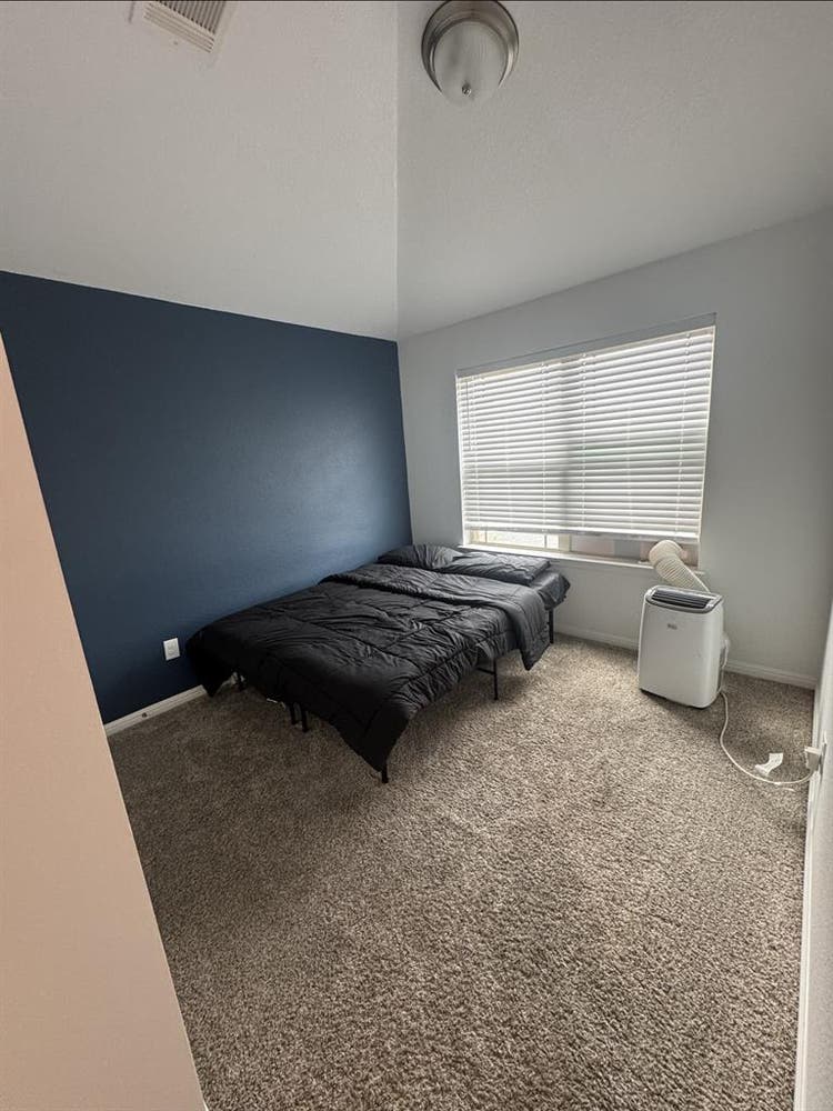 1 bedroom and 1 bathroom