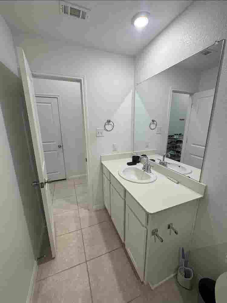 1 bedroom and 1 bathroom