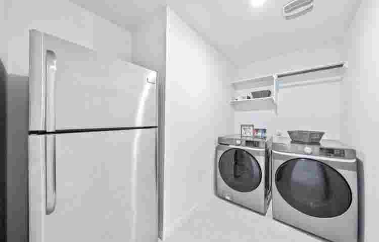 1 bedroom and 1 bathroom
