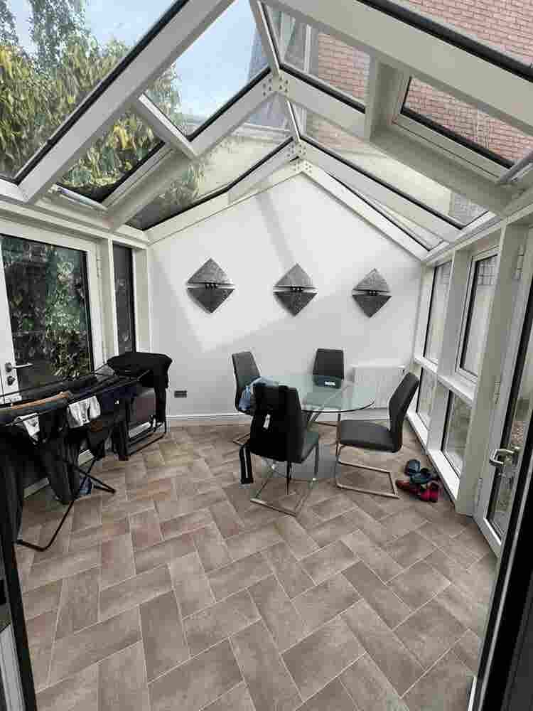 New Housemate wanted