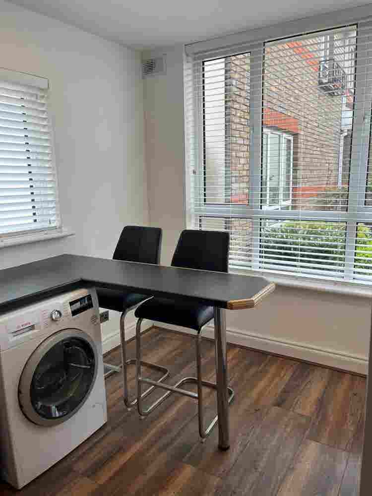 New Housemate wanted