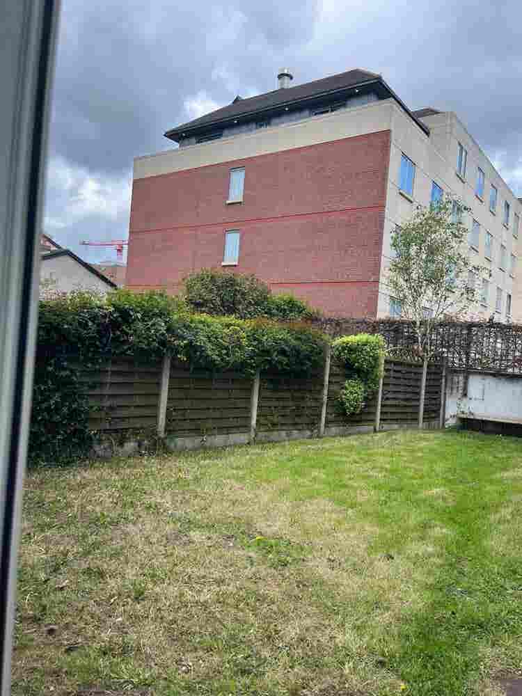 New Housemate wanted