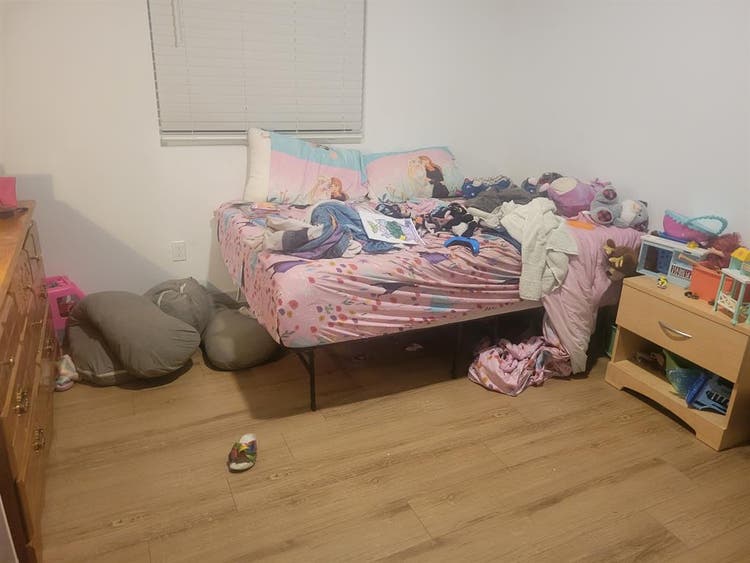 Spacious room for rent in Surprise