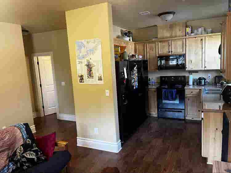 Room available for rent