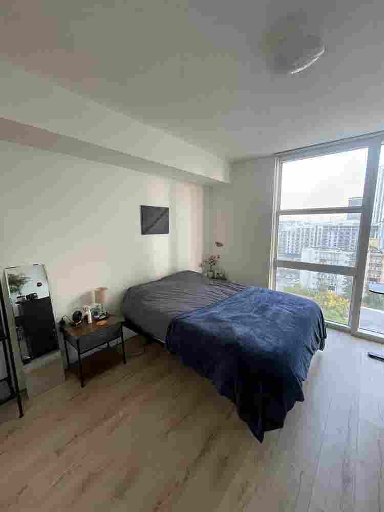 🏡 Room for Rent - Available now