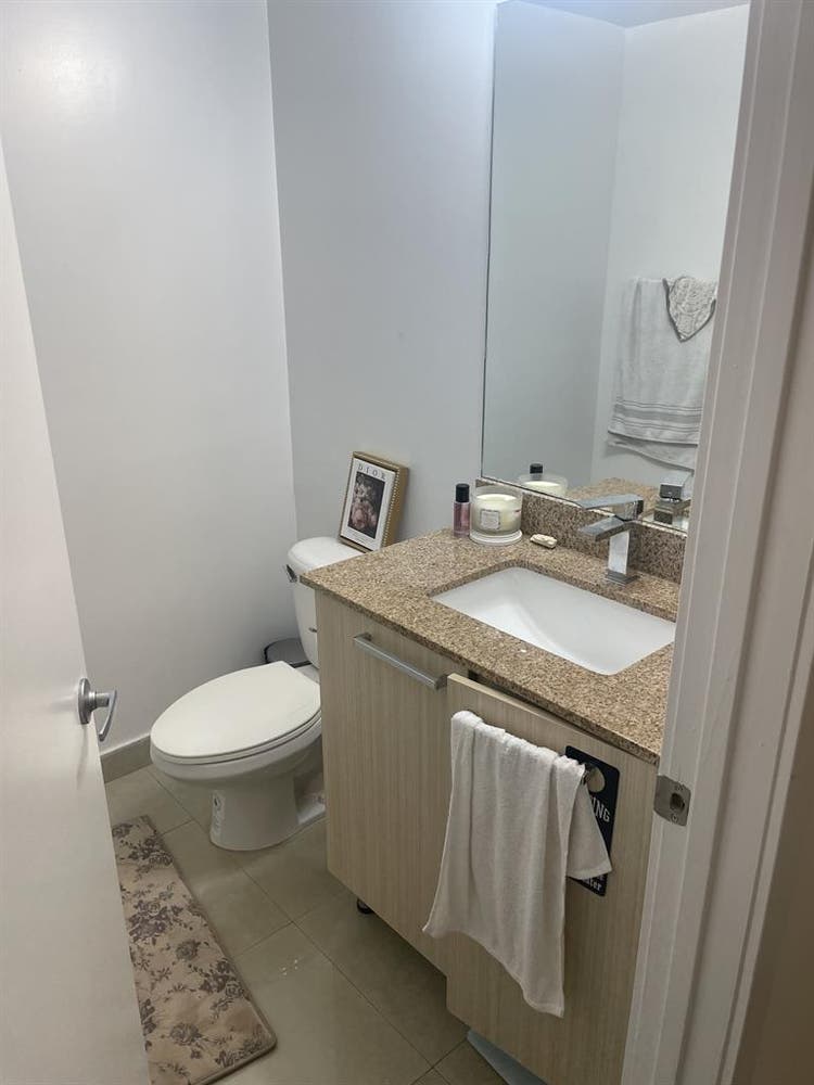 🏡 Room for Rent - Available now