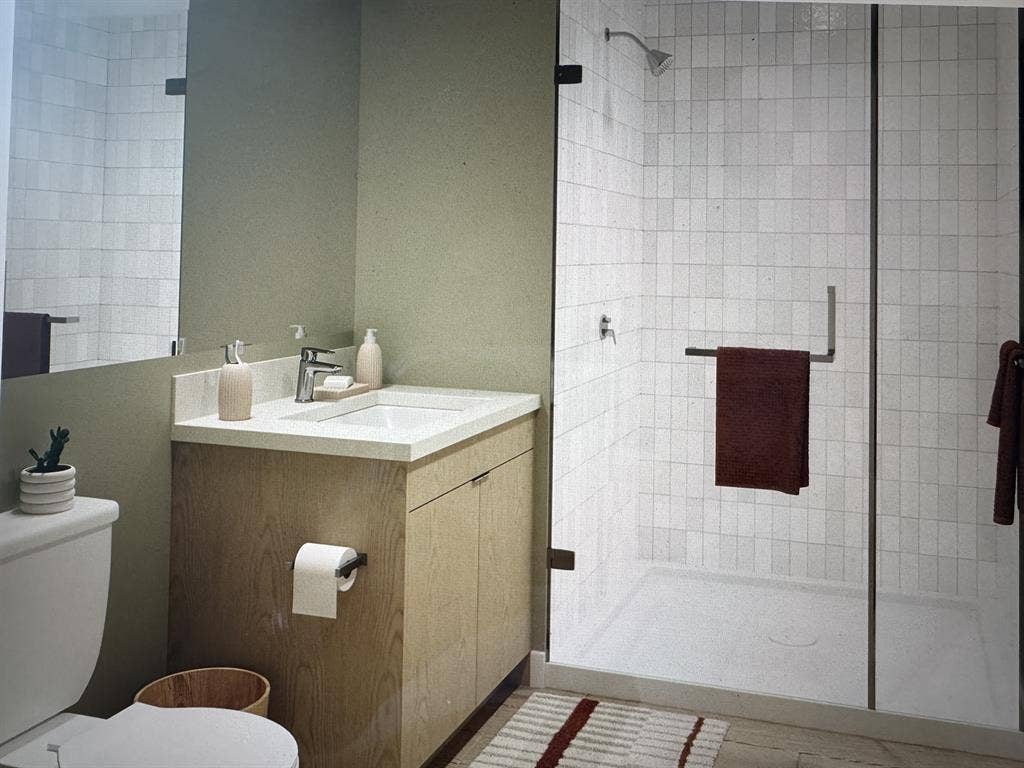 Hub on first bedroom available