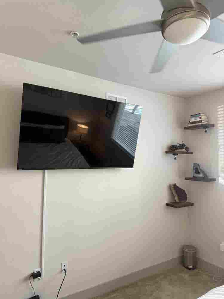 Apartment - South Broadway