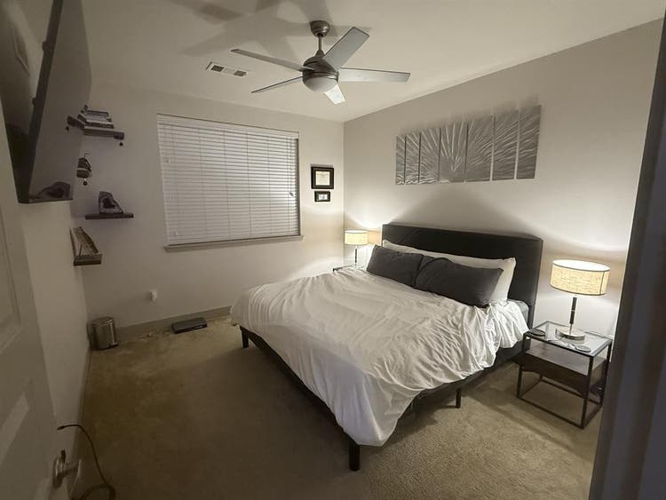 Apartment - South Broadway
