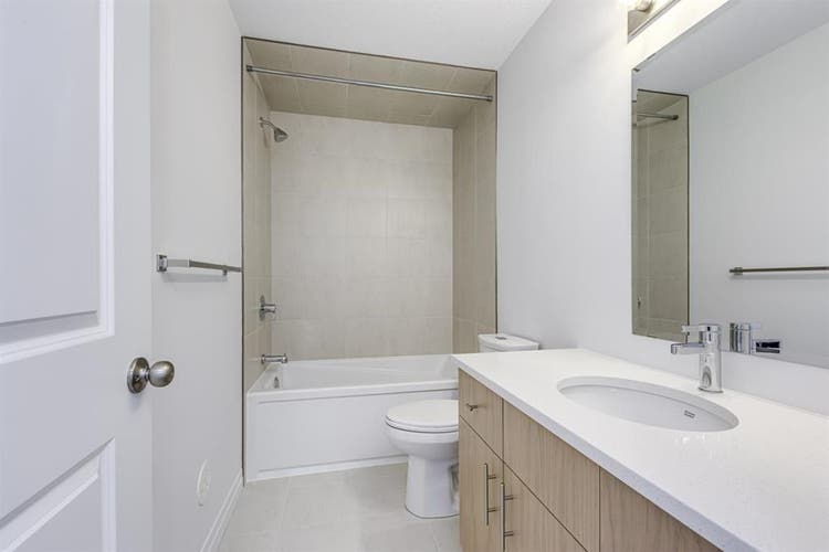 2BKH near Guelph University