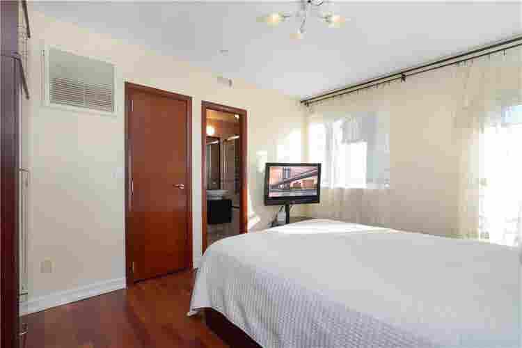 Amazing Bedroom/Bathroom Ensuite