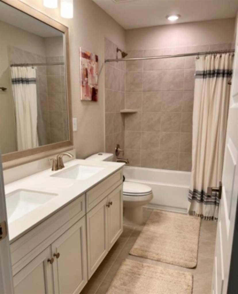 CozyFurnished Bedroom Primelocation