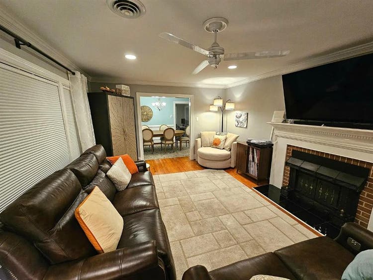 A well furnished private studio