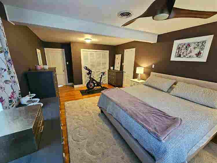 A well furnished private studio