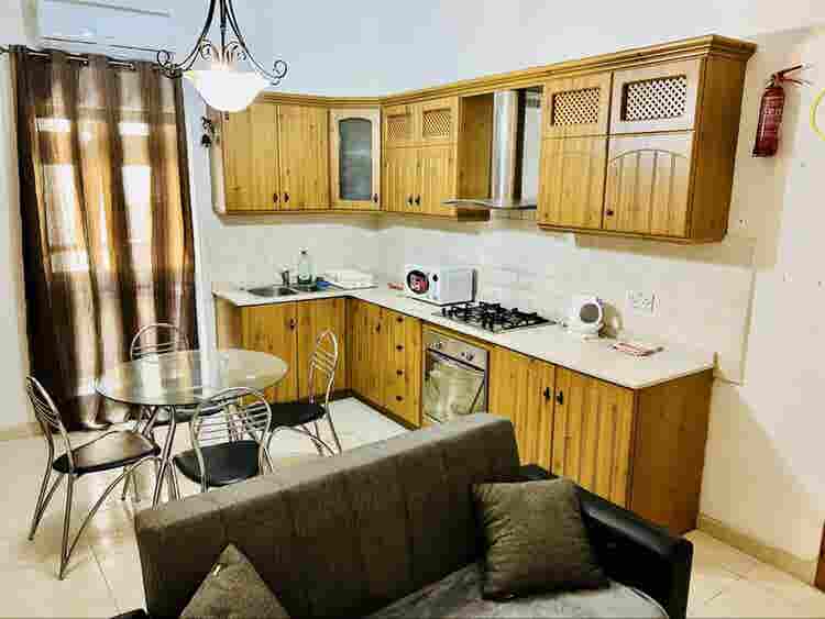 2 bedroom modern apartment