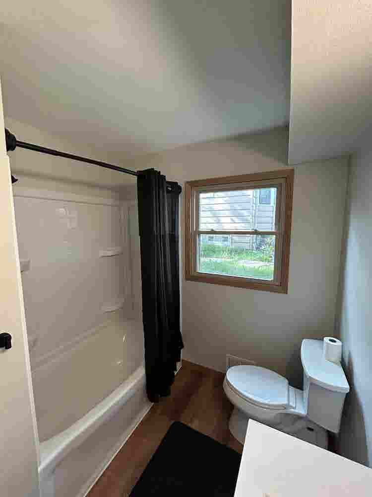 Room for rent - Wauwatosa.