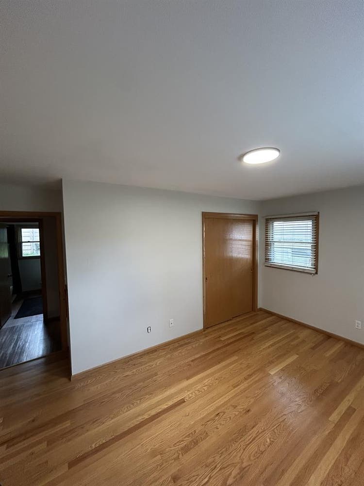 Room for rent - Wauwatosa.