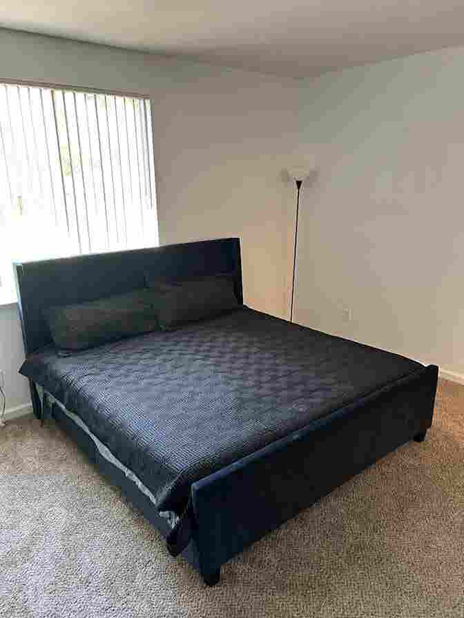 Master Bedroom for rent