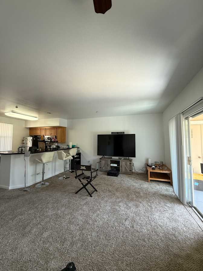 Master Bedroom for rent