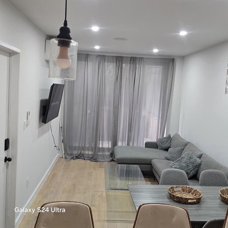 1 bed available in garden apartment