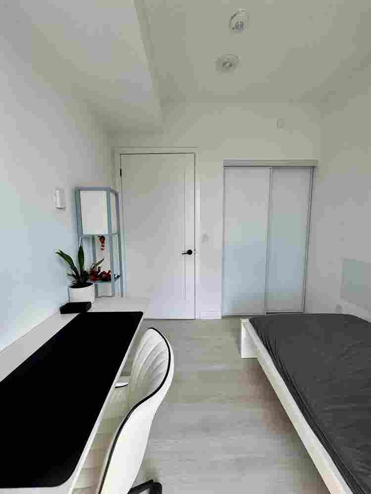 Room for Rent • Female Student