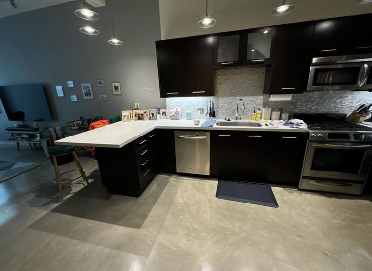 Room Available in Luxury Condo