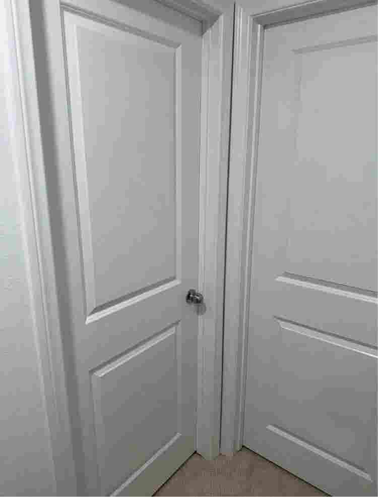 Private room with closet for rent