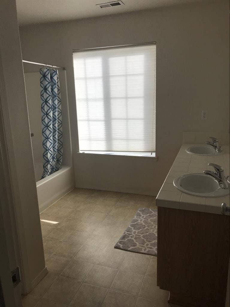 Room and bathroom in Beaverton