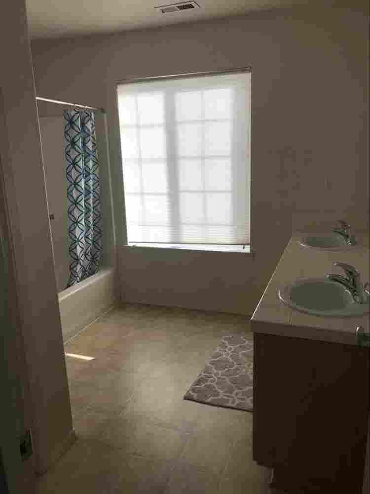 Room and bathroom in Beaverton