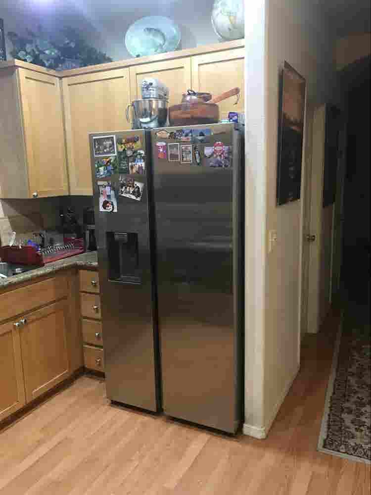 Room and bathroom in Beaverton