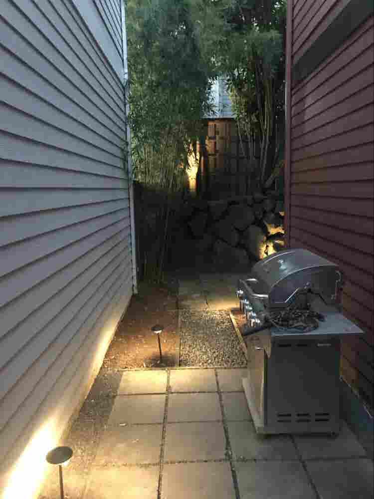 Room and bathroom in Beaverton
