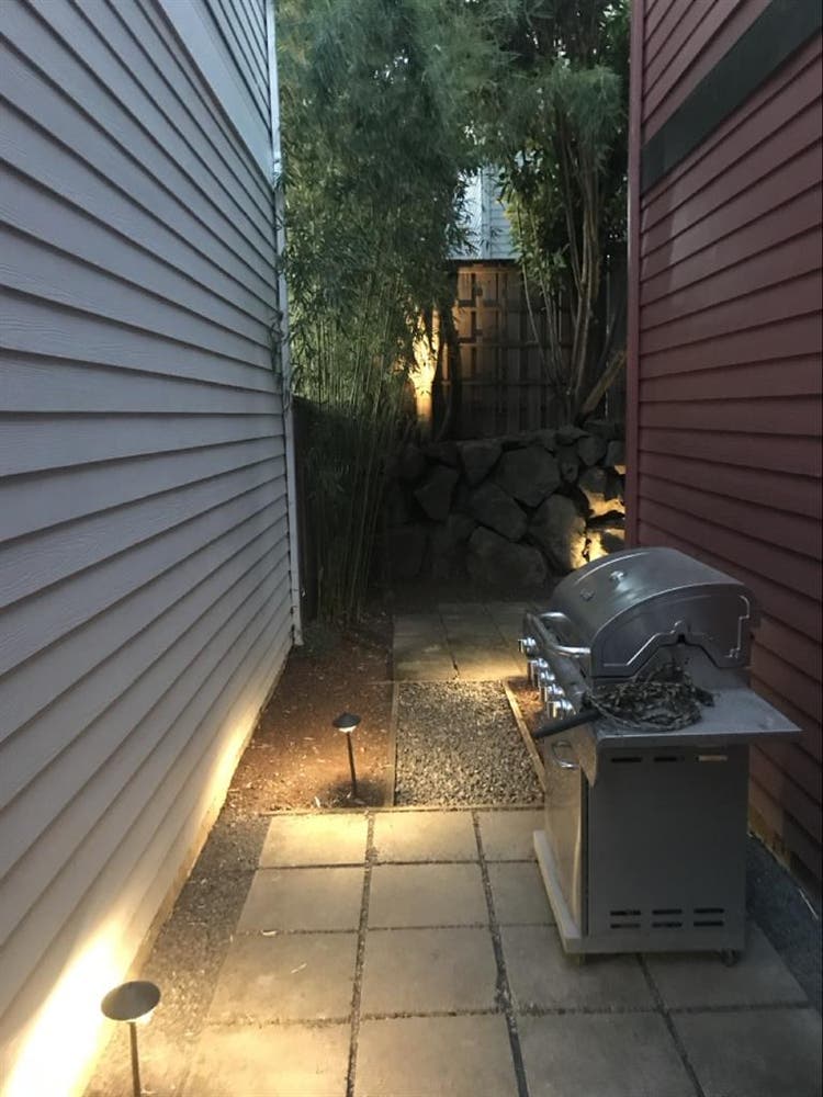 Room and bathroom in Beaverton